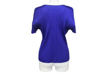 Load image into Gallery viewer, PLEATS PLEASE ISSEY MIYAKE プリーツプリーズ イッセイミヤケ Tシャツ PP11-JK208 ブルー サイズ3 美品 中古 4c068578