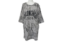 Load image into Gallery viewer, BALENCIAGA バレンシアガ Tシャツ TS50 571205 TEVA4 1300 サイズS 2018年 総柄 グレー 良品 中古 4c076241