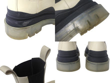 Load image into Gallery viewer, BOTTEGA VENETA ボッテガヴェネタ タイヤ チェルシーブーツ シーソルト ブラック クリア 美品 中古 4c068738