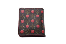 Load image into Gallery viewer, 極美品 LOUIS VUITTON ルイヴィトン 二つ折り財布 コンパクトジップ さくらんぼ 村上隆 モノグラム M95005 中古 4c068823