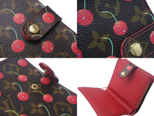 Load image into Gallery viewer, 極美品 LOUIS VUITTON ルイヴィトン 二つ折り財布 コンパクトジップ さくらんぼ 村上隆 モノグラム M95005 中古 4c068823