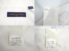 Load image into Gallery viewer, LOUIS VUITTON ルイヴィトン プリンテッドシャツアンドタイ 22AW 長袖シャツ カートゥーン エイリアン グラフィックプリント 白 RM222 H78 HNS99W 美品 中古 4c068937