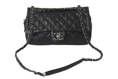 CHANEL シャネル ブラックマトラッセ 25 ショルダーバッグ ココマーク 18番台 イタリア製 キャビアスキン 美品 中古 4c069032