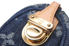 Load image into Gallery viewer, 新品同様 LOUIS VUITTON ルイヴィトン モノグラムデニム トゥルース スピーディPM ミニポーチ M95082 ブルー 中古 4c069118