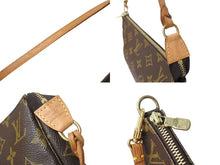 Load image into Gallery viewer, LOUIS VUITTON ルイヴィトン ポシェット アクセソワール アクセサリーポーチ M51980 モノグラム PVC レザー 美品 中古 4c069151