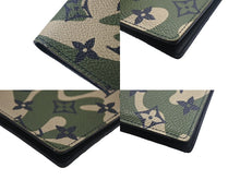 Load image into Gallery viewer, 極美品 LOUIS VUITTON ルイヴィトン クーヴェルテュール パスポール 村上隆 パスポートケース M58027 カモ 中古 4c069189