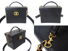 Load image into Gallery viewer, CHANEL シャネル ビコローレ バニティバッグ ハンドバッグ ココマーク 3番台 ラムスキン ブラック ゴールド金具 美品 中古 4c069194