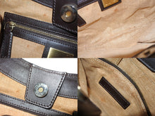 Load image into Gallery viewer, 極美品 FENDI フェンディ ホーボー ワンショルダーバッグ 8BR234 ズッカ柄 キャンバス レザー ブラウン ゴールド金具 中古 4b006925