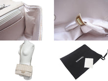 Load image into Gallery viewer, CHANEL シャネル ショルダーバッグ A15285 チェーンショルダー 6番台 ニュートラベルライン ココマーク ベージュ 美品 中古 4c069251