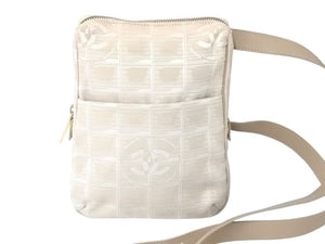 CHANEL シャネル ショルダーバッグ A20513 7番台 ニュートラベルライン ナイロンジャガード ベージュ ゴールド金具 美品 中古 4c069252