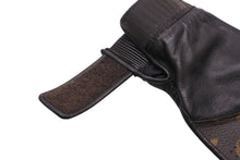 Load image into Gallery viewer, LOUIS VUITTON × Supreme ルイヴィトン × シュプリーム モノグラムレザーグローブ 手袋 MP1893 8サイズ 美品 中古 4c069314