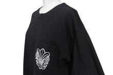 Load image into Gallery viewer, CHROME HEARTS クロムハーツ BSフレアプリント ポケット Tシャツ サイズM 2212-304-0666 美品 中古 4c069329