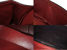 Load image into Gallery viewer, CHANEL シャネル マトラッセ23 Wチェーンショルダーバッグ Wフラップ ラムスキン 0番台 ブラック ゴールド金具 美品 中古 4c069384