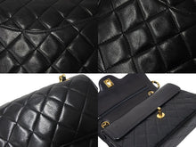 Load image into Gallery viewer, CHANEL シャネル マトラッセ23 Wチェーンショルダーバッグ Wフラップ ラムスキン 0番台 ブラック ゴールド金具 美品 中古 4c069384
