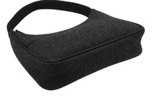 Load image into Gallery viewer, 極美品 PRADA プラダ プラダスポーツ ワンショルダーバッグ ウール ナイロンキャンバス チャコール ブラック シルバー金具 中古 4b006941