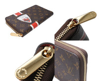 Load image into Gallery viewer, 新品同様 LOUISVUITTON ルイヴィトン チャイナラン ジッピーオーガナイザー 長財布 M66553 ブラウン レッド ホワイト 中古 4c069491