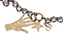 Load image into Gallery viewer, ChristianDior クリスチャンディオール ラインストーン エイジドメタル ハンドチャーム ネックレス ゴールド 48.3g 美品 中古 4c069509