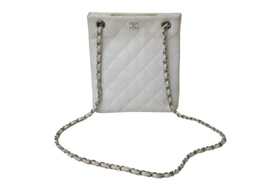 CHANEL シャネル マトラッセ チェーンショルダーバッグ ココマーク 6番台 キャビアスキン ホワイト ゴールド 美品 中古 4c069754