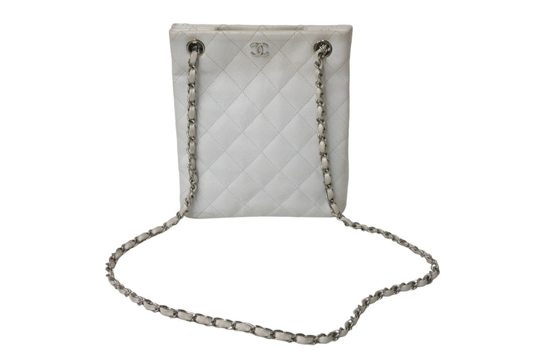 CHANEL シャネル マトラッセ チェーンショルダーバッグ ココマーク 6番台 キャビアスキン ホワイト ゴールド 美品 中古 4c069754