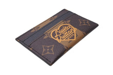 Load image into Gallery viewer, 新品同様 LOUIS VUITTON ルイヴィトン NIGO ニゴ カードケース モノグラムストライプ M81006 中古 4c069594