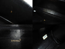 Load image into Gallery viewer, 極美品 CHANEL シャネル マトラッセ ブリーフケース ビジネスバッグ キャビアスキン 0番台 ココマーク ゴールド金具 中古 4c069607