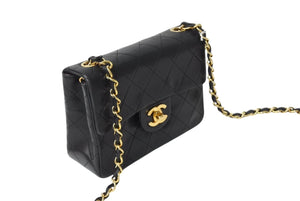 CHANEL シャネル ミニマトラッセ チェーンショルダーバッグ 1番台 ラムスキン ブラック ゴールド金具 美品 中古 4c069618
