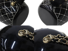 Load image into Gallery viewer, 博物館級 新品同様 CHANEL シャネル ハンドバッグ マトリョーシカ 12番台 上海限定 ブラック ゴールド金具 中古 4c069622