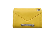 Load image into Gallery viewer, 新品未使用 CHROMEHEARTS クロムハーツ TINYWALLET タイニーウォレット CHプラスボタンレザーウォレット レザー シルバー925 中古 4c069737