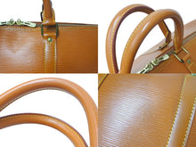 Load image into Gallery viewer, 極美品 LOUIS VUITTON ルイヴィトン キーポル55 ボストンバッグ ジパングゴールド エピレザー M42958 中古 4c069766