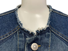 Load image into Gallery viewer, 極美品 MaisonMargiela メゾンマルジェラ ノーカラー デニムジャケット S50AM0561 S30561 ブルー サイズ46 中古 4c069789