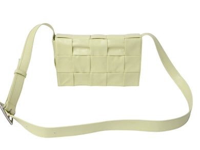 BOTTEGA VENETA ボッテガヴェネタ マキシイントレチャート カセット ショルダーバッグ 667298 カーフレザー イエロー 美品 中古 4c069804