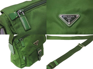 PRADA プラダショルダーバッグ トライアングルロゴ イタリア製ナイロンレザー グリーンシルバー金具 美品 中古 4c069808 