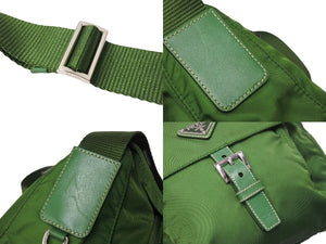 PRADA プラダショルダーバッグ トライアングルロゴ イタリア製ナイロンレザー グリーンシルバー金具 美品 中古 4c069808 