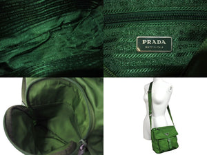 PRADA プラダショルダーバッグ トライアングルロゴ イタリア製ナイロンレザー グリーンシルバー金具 美品 中古 4c069808 