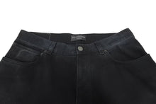 Load image into Gallery viewer, 極美品 BALENCIAGA バレンシアガ DENIM SIZE STICKER BAGGY LARGE BAGGY FIT デニムパンツ 767977 サイズS ウォッシュ加工 中古 4c069829