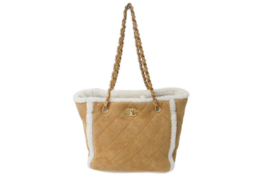 極美品 CHANEL シャネル マトラッセ チェーントートバッグ 26番台 ムートン レザー ブラウン ホワイト マットゴールド金具 中古 4c071183