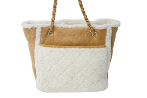 極美品 CHANEL シャネル マトラッセ チェーントートバッグ 26番台 ムートン レザー ブラウン ホワイト マットゴールド金具 中古 4c071183