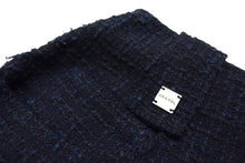 Load image into Gallery viewer, CHANEL シャネル ツイードスカート P17612V09981 サイズ36 ココマーク フランス製 ネイビー系 美品 中古 4c071423