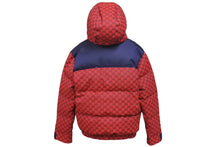 画像をギャラリービューアに読み込む, 未使用 GUCCI グッチ モノグラム ダウンジャケット 23AW 762559 Z8BNP コットンポリエステル レッド ネイビー サイズ48 中古 4c071528 