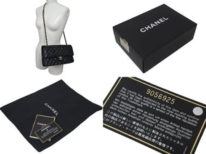 極美品 CHANEL シャネル ショルダーバッグ マトラッセ25 キャビアスキン ダブルフラップ ブラック ゴールド金具 7番台 A01112 中古 4c073531