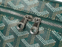 Load image into Gallery viewer, 新品未使用 GOYARD ゴヤール 2WAY ショルダー ミューズ ヴァニティケース グリーン ゴヤールディンキャンバス シルバー金具 中古 4c074787