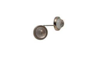 極美品 CHANEL シャネル ココマーク ピアス アクセサリー ゴールドボタン 07C刻印 1.5g GP クリア ゴールド金具 中古 4c075471