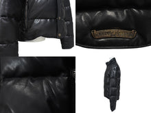 Load image into Gallery viewer, 極美品 CHROME HEARTS クロムハーツ STIFF LTHR スティッフ クロスボール ダウンジャケット ブラック 羊革 サイズM シルバー金具 中古 4c074771