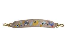 Load image into Gallery viewer, FENDI フェンディ ショルダーストラップ ストラップ レザー ブラック ブラウン ゴールド金具 美品 中古 4c074986