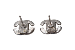 CHANEL シャネル ピアス ココマーク アクセサリー 00T刻印 メタル シルバー オレンジ 0.8g 美品 中古 4c075477