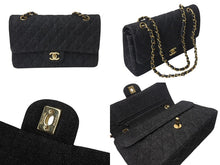 Load image into Gallery viewer, 極美品 CHANEL シャネル チェーンショルダーバッグ マトラッセ25 デニム ブラック ゴールド金具 6番台 中古 4c075676