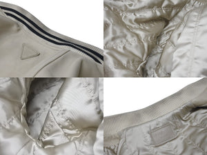 極美品 PRADA プラダ FROM THE RUNWAY パッチ付 レザー ボンバージャケット 58A190 S000 15Y0 アイボリー サイズ40 中古 4c075747