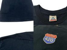 画像をギャラリービューアに読み込む, VINTAGE ヴィンテージ HIGHWAY 420 ハイウェイ 半袖Tシャツ マリファナ パロディ ネイビー 古着 良品 中古 4c075789 