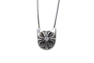 CHROME HEARTS クロムハーツ セーフティピン ラージ 1PD ペンダントトップ チャーム 重量約4.1g パヴェダイヤモンド 美品 中古 4c076112