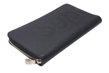 Load image into Gallery viewer, LOUIS VUITTON SUPREME ルイヴィトン シュプリーム M67723 エピ コラボ ジッピー オーガナイザー ブラック 美品 中古 4c076280